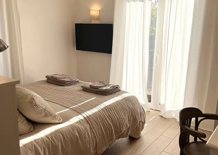 Bed & Breakfast Le Clos Des Berges De L'ain *