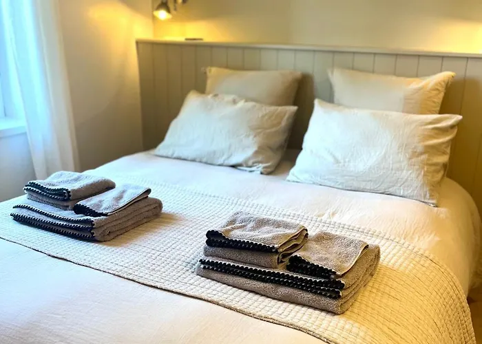 Le Clos Des Berges De L'ain Bed & Breakfast *