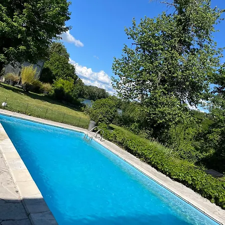 Le Clos Des Berges De L'ain Holiday home