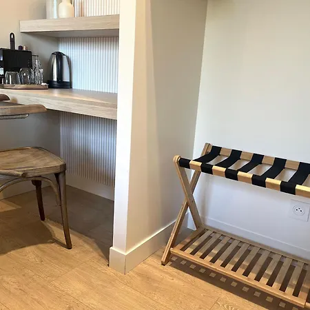 Le Clos Des Berges De L'ain فندق مبيت وإفطار 4*